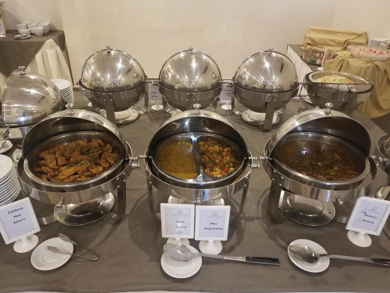 Zifan Hotel & Suites Karachi Luaran gambar